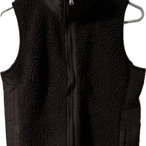 Black Sherpa Zip-Front Vest - Women's Outerwear